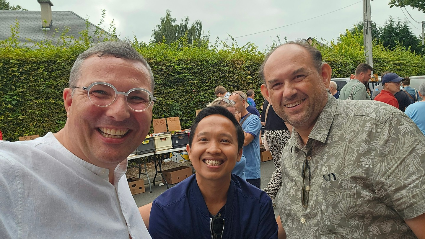 Brocante de Temploux 2025 : rencontres avec les collectionneurs